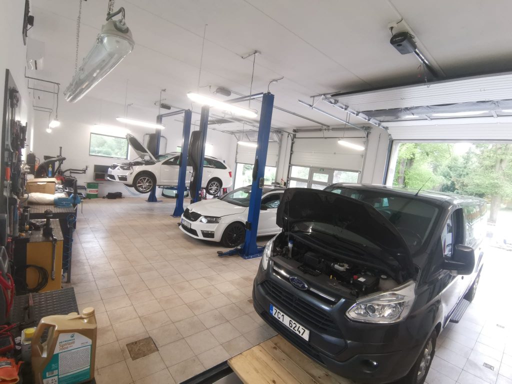 Interiér autoservisu Matoušek